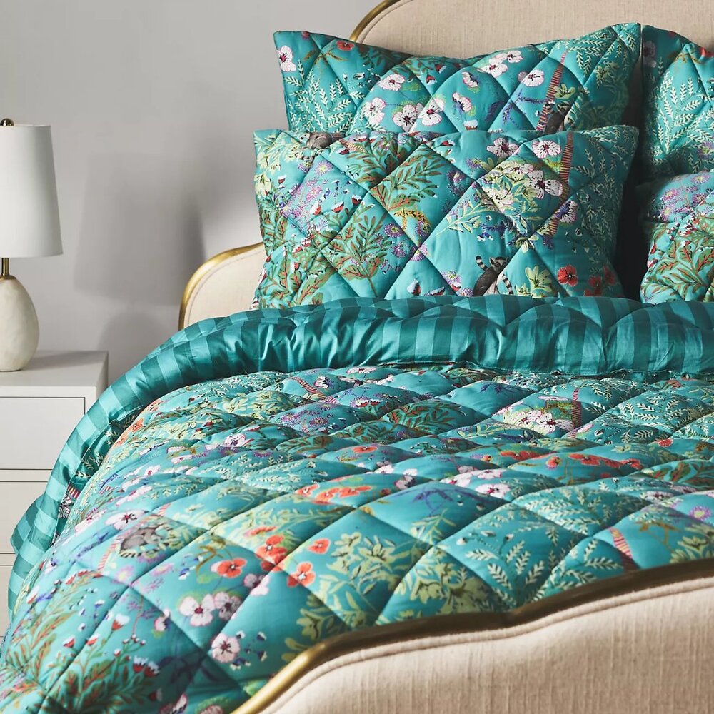 Anthropologie Reversible Quilt  Sateen Lemur & Flowers Twin  NWT